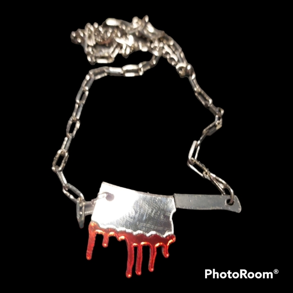 💥3 for $15! Bloody Cleaver Necklace - Picture 2 of 3